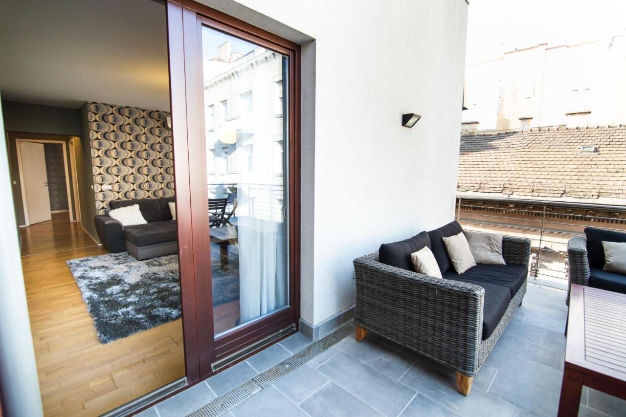 Paulay Free Parking Luxury Design Apartman With Terazze Budapest Bagian luar foto
