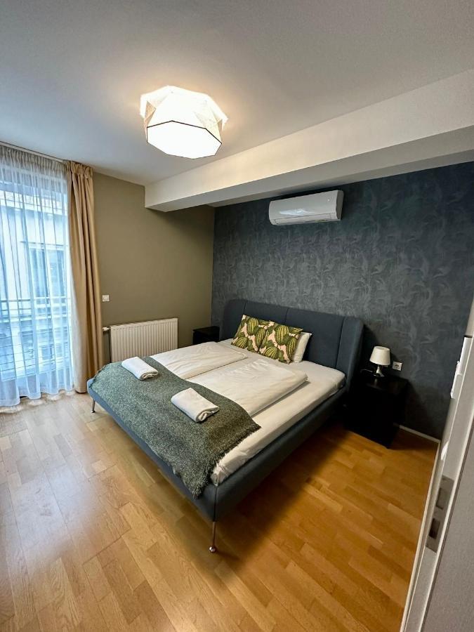 Paulay Free Parking Luxury Design Apartman With Terazze Budapest Bagian luar foto